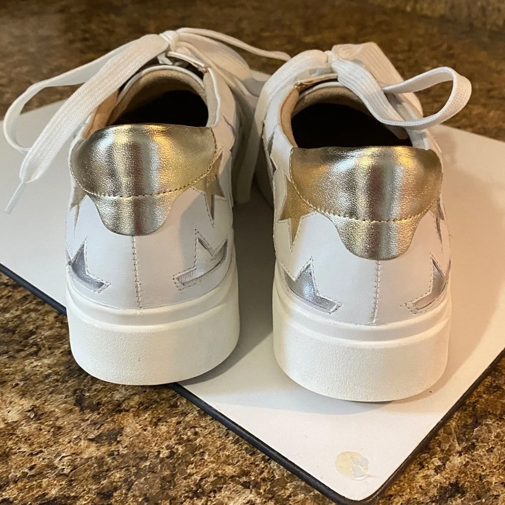 Van Eli Sport Sneakers